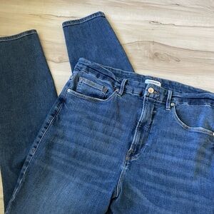 Good American Good Legs Light Wash Denim Jeans